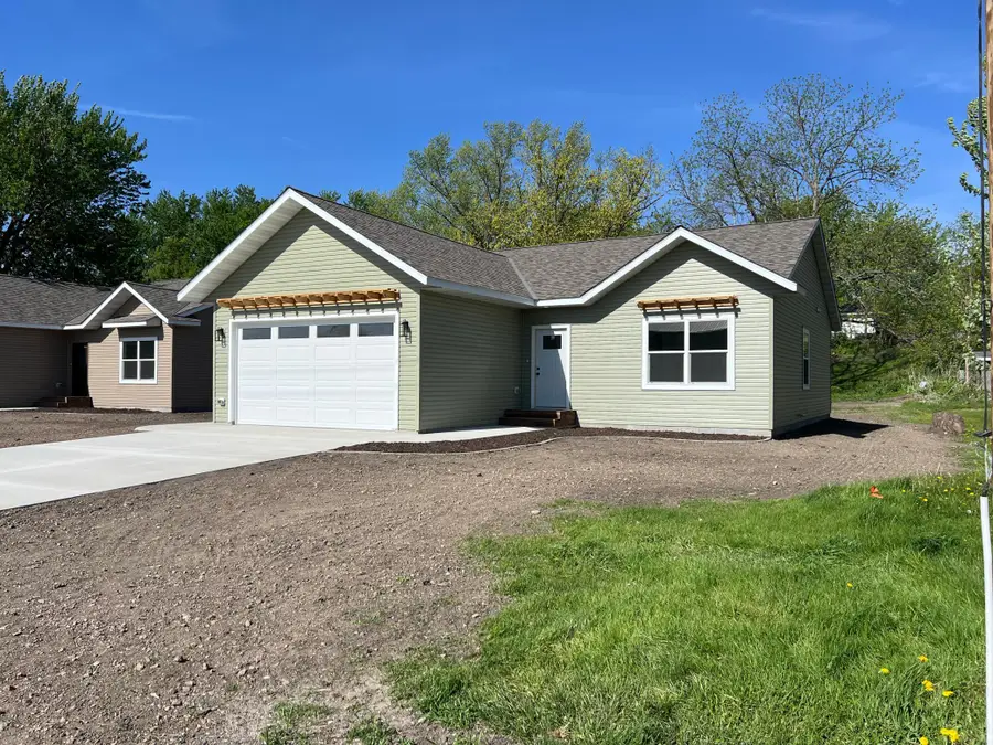 820 Spark Avenue, Albert Lea, MN 56007 - #2