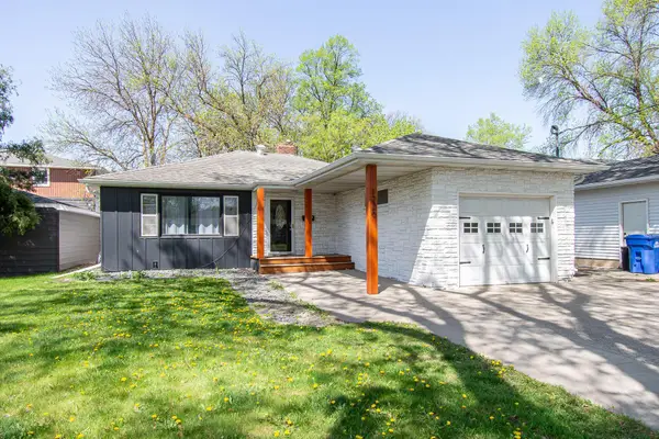 1226 11th Street N, Fargo, ND 58102