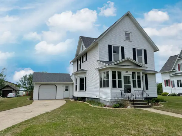 109 White Street N, Comfrey, MN 56019