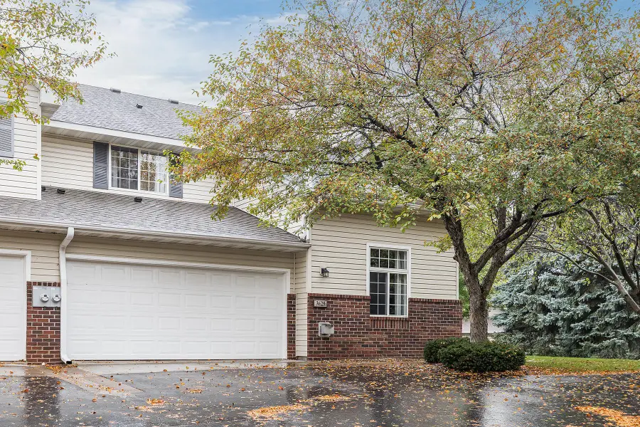 3629 Vermilion Court N #1106, Eagan, MN 55122 - #2