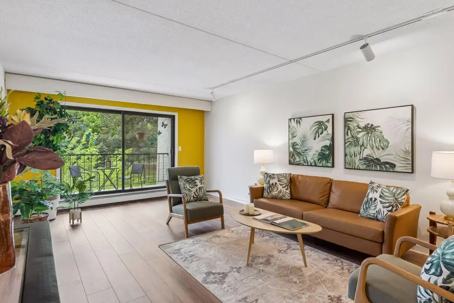 2485 Londin Lane E #323, Saint Paul, MN 55119 - #3