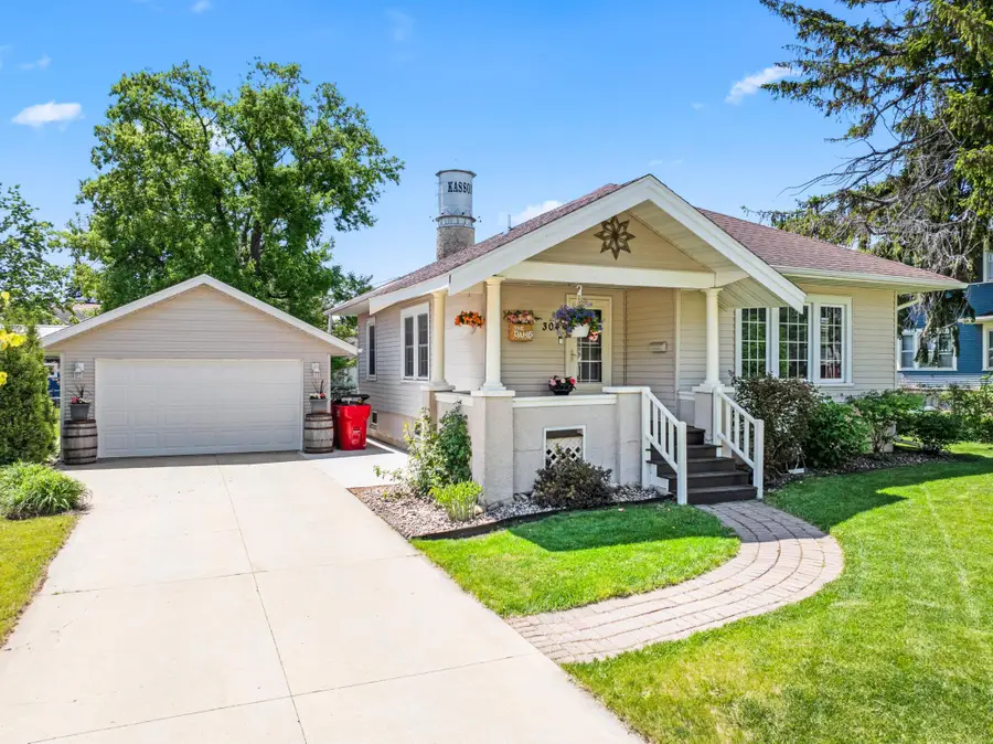 304 3rd Street Nw, Kasson, MN 55944 - #3