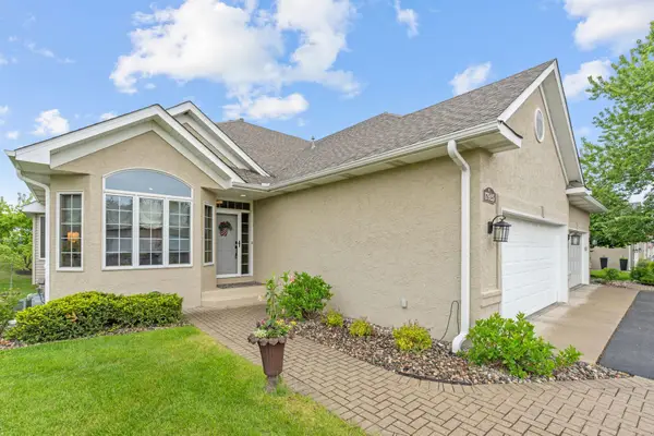 17925 39th Place N, Minneapolis, MN 55446