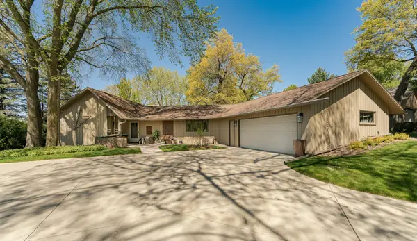 1805 Teton Lane Ne, Rochester, MN 55906