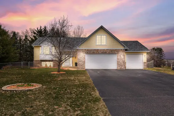 4946 259th Court, Wyoming, MN 55092