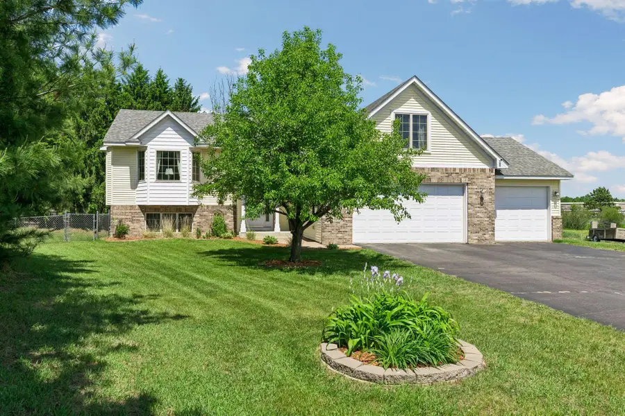 4946 259th Court, Wyoming, MN 55092 - #2