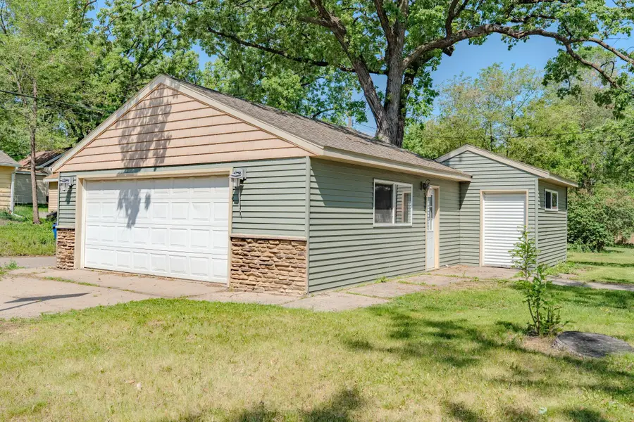 443 6th Street Ne, Saint Cloud, MN 56304 - #2