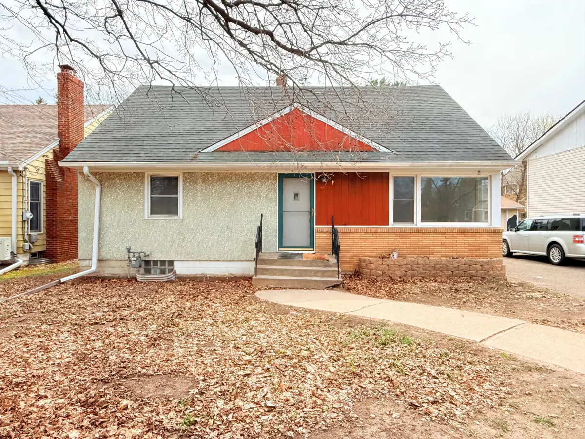 1186 Larpenteur Avenue E, Saint Paul, MN 55109 - #1