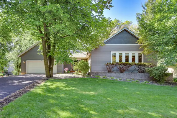 140 Dahlia Street, Saint Paul, MN 55115