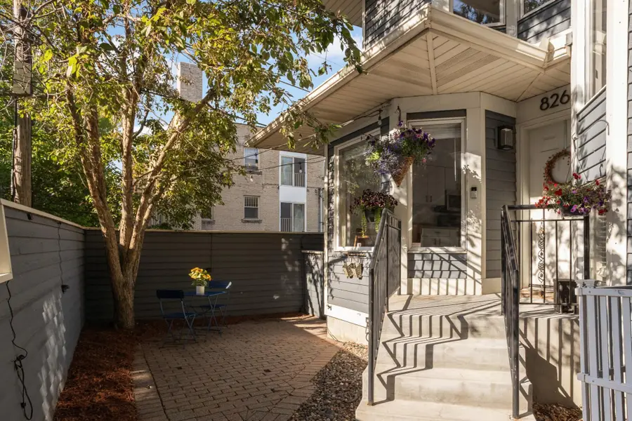 826 Summit Avenue, Minneapolis, MN 55403 - #2