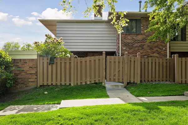 3680 Independence Avenue S #10, Minneapolis, MN 55426