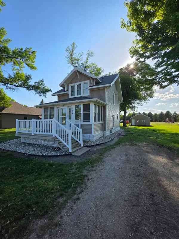 206 N Brook Avenue, Porter, MN 56280