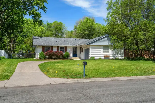 8416 Hinton Avenue S, Cottage Grove, MN 55016
