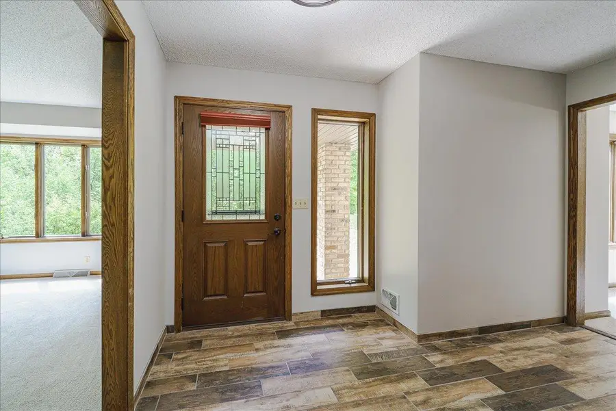 1473 Lake Park Circle, Eagan, MN 55122 - #3