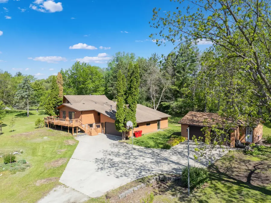 520 Cemetery Road, Mantorville, MN 55955 - #3
