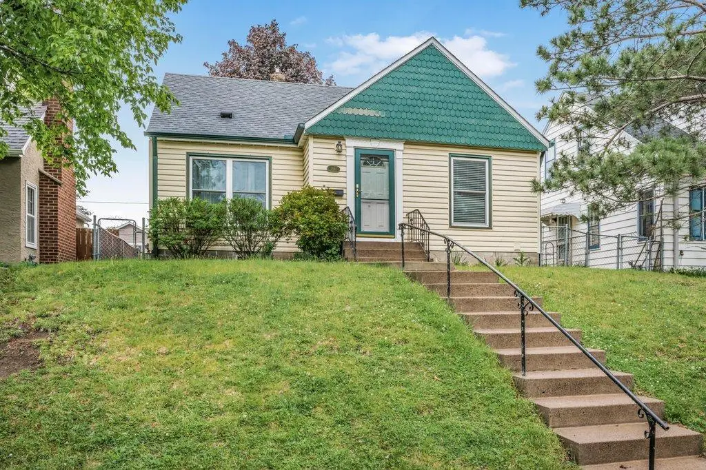 1981 W James Avenue, Saint Paul, MN 55105 - #1