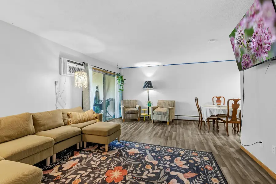 12822 Nicollet Avenue #302, Burnsville, MN 55337 - #3