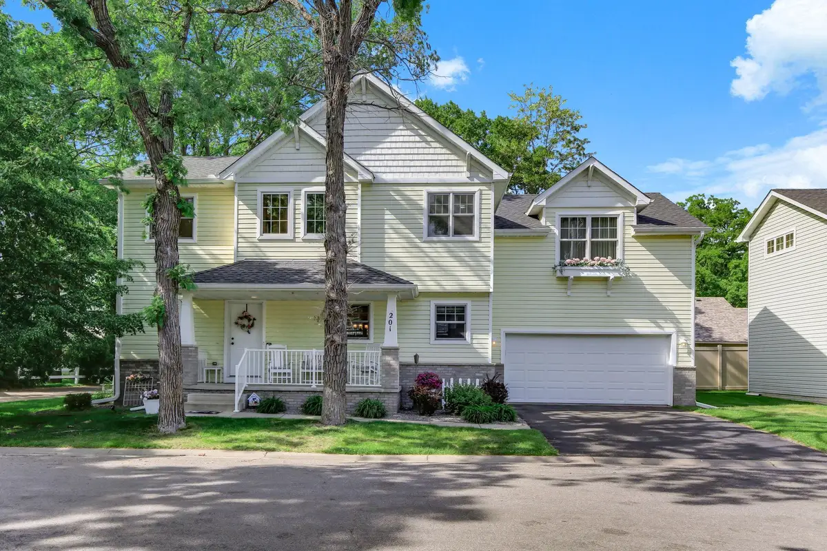 201 Montana Avenue, Big Lake, MN 55309 - #1