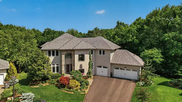 381 Del Rio Drive, Chanhassen, MN 55317