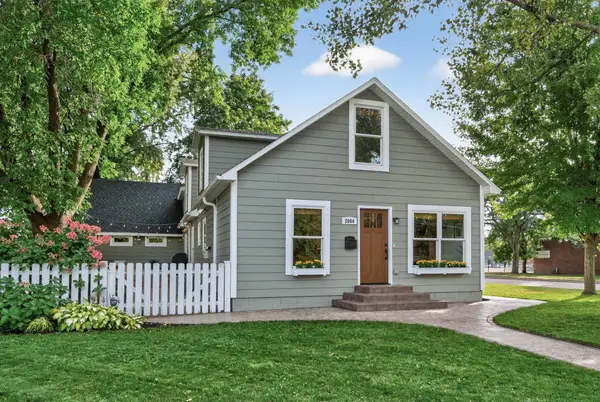2084 4th Street, Saint Paul, MN 55110