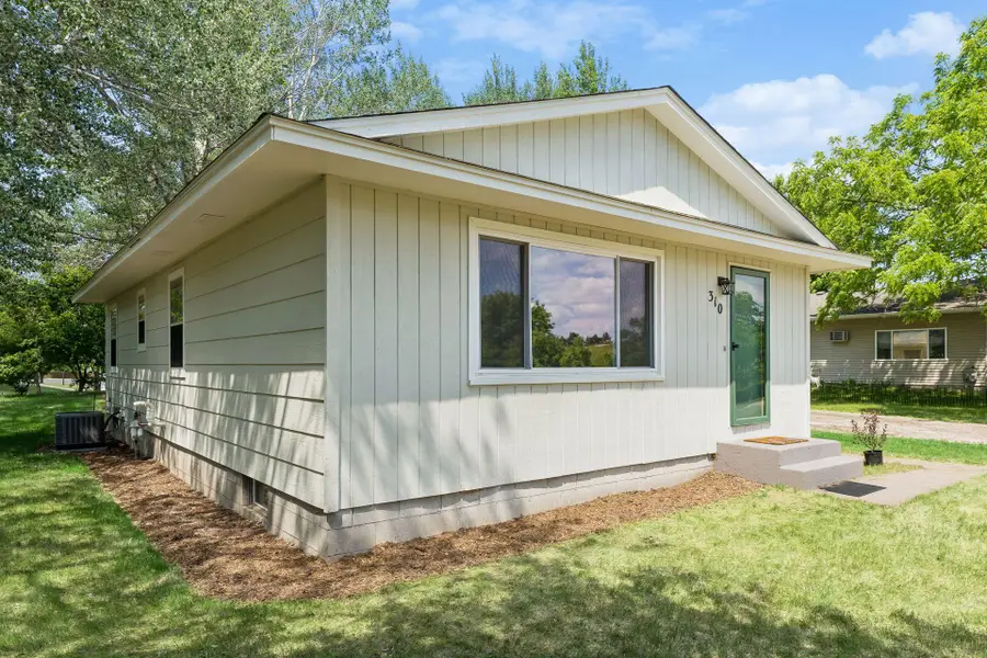 310 18th Avenue Se, Cambridge, MN 55008 - #3