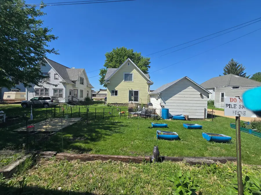 215 W 4th Street, Fairmont, MN 56031 - #3