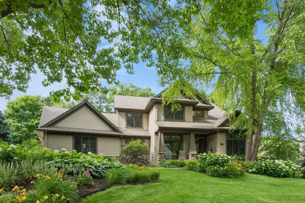 18000 Turtle Point, Eden Prairie, MN 55347