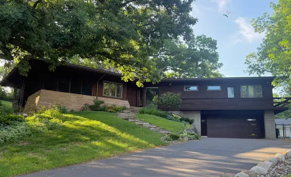 516 Turnpike Road, Minneapolis, MN 55416