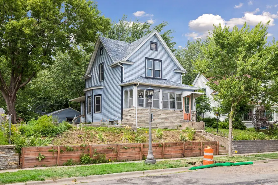 1037 Kent Street, Saint Paul, MN 55117 - #2