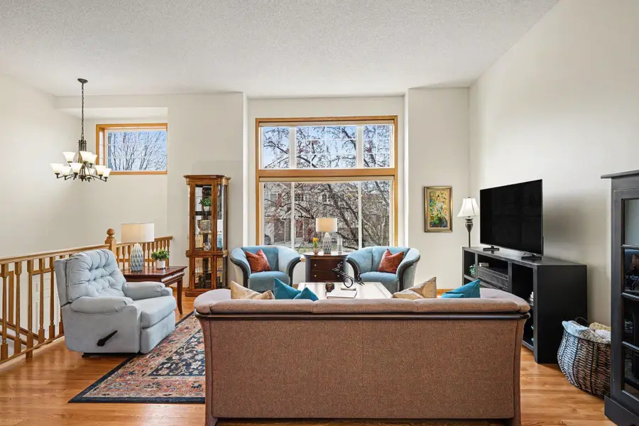 15636 Chasewood Court, Rosemount, MN 55068 - #3