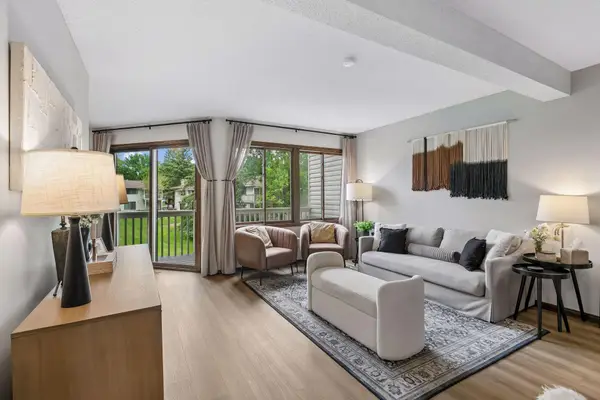 7004 Quail Circle W, Minneapolis, MN 55429