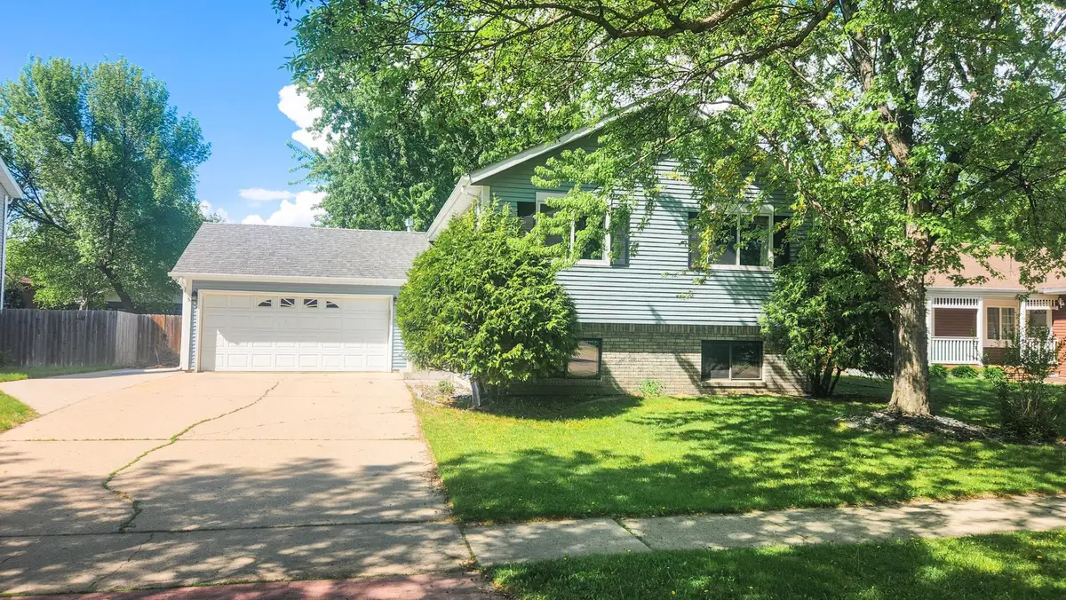 1919 27th Avenue S, Fargo, ND 58103 - #1