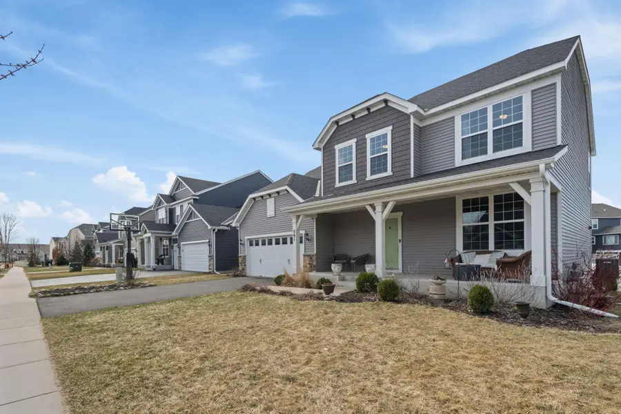 561 14th Street Nw, Saint Paul, MN 55112 - #2