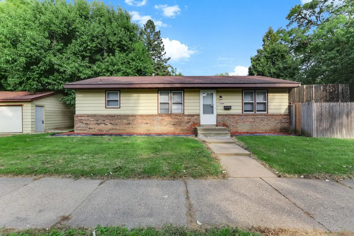 2304 Sheridan Avenue N, Minneapolis, MN 55411 - #1