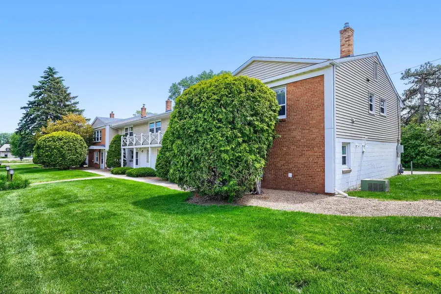 1366 Colonial Drive, Saint Paul, MN 55113 - #3