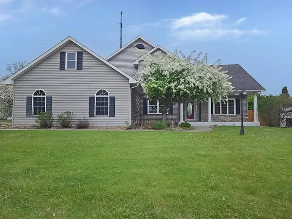 5928 Pintail Lane, White Bear Lake, MN 55110