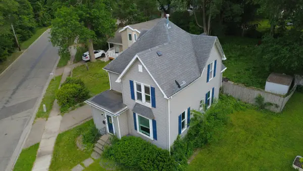 410 Frank Hall Drive, Albert Lea, MN 56007