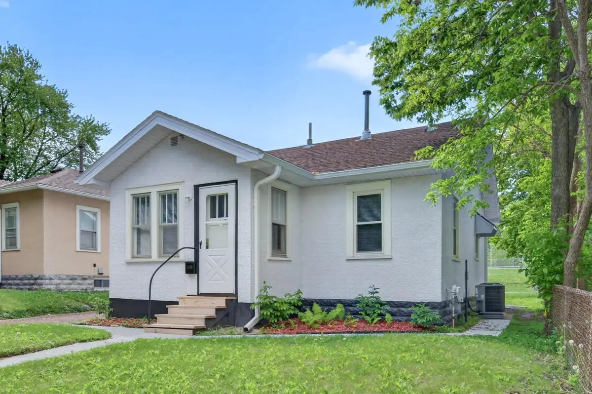 1690 Margaret Street, Saint Paul, MN 55106 - #1