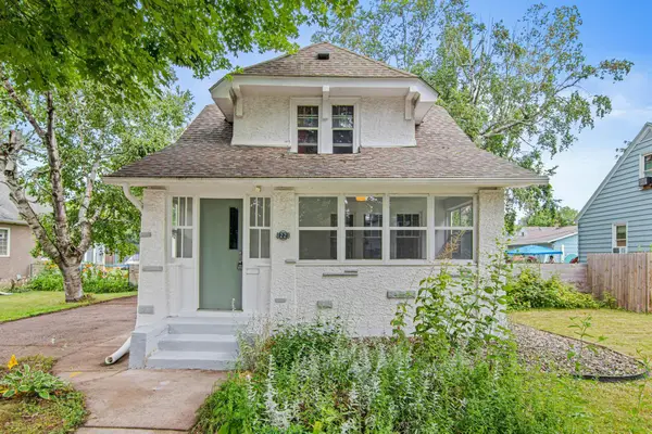 1221 4th Street E, Saint Paul, MN 55106