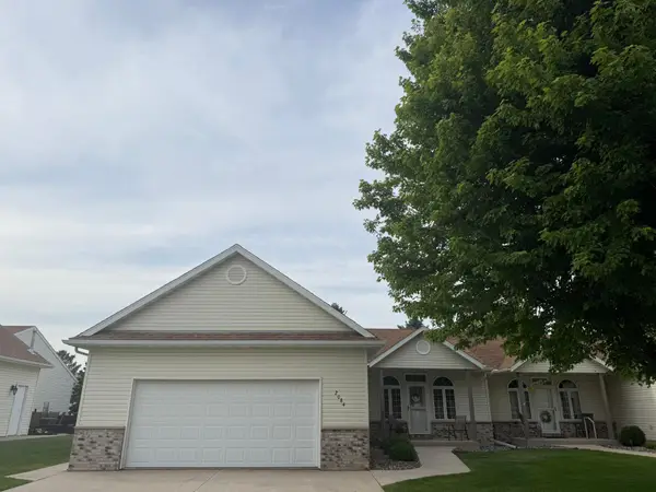 2084 Richway Lane Se, Owatonna, MN 55060