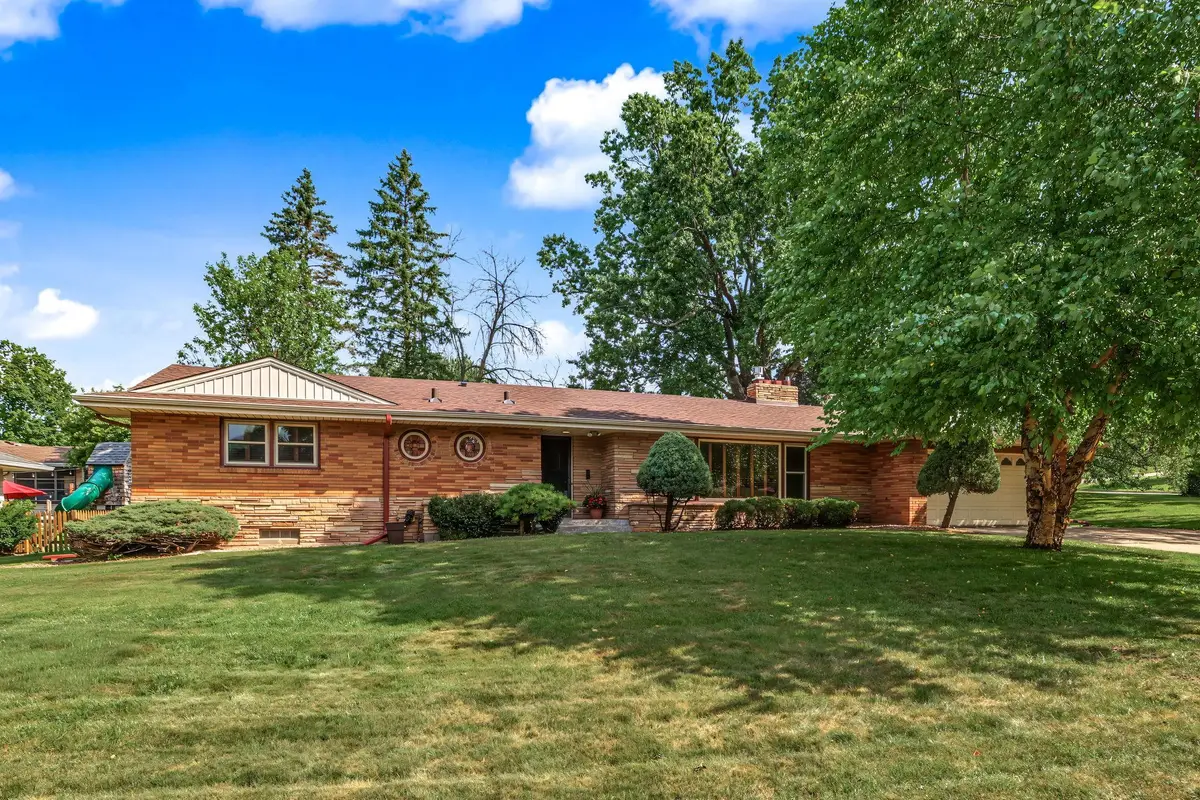 2918 Armour Terrace, Minneapolis, MN 55418 - #1