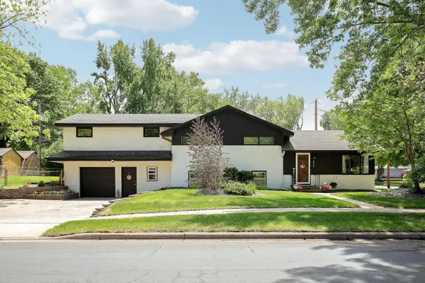 2817 W 108th Street, Minneapolis, MN 55431
