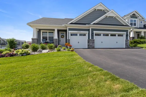 18044 Harlow Path, Lakeville, MN 55044
