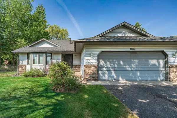 13638 Hidden Creek Drive, Andover, MN 55304