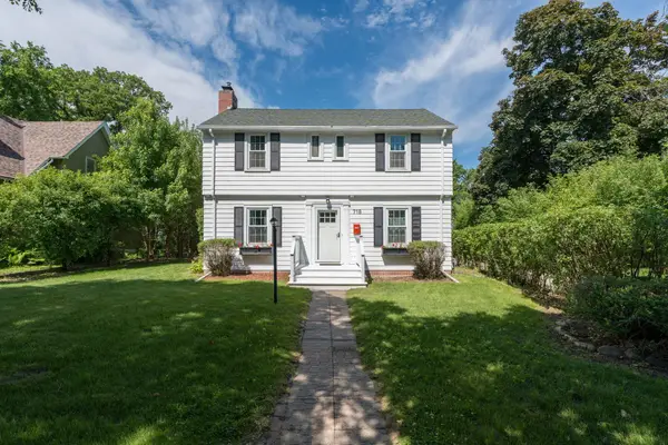 718 Baker Avenue, Mankato, MN 56001