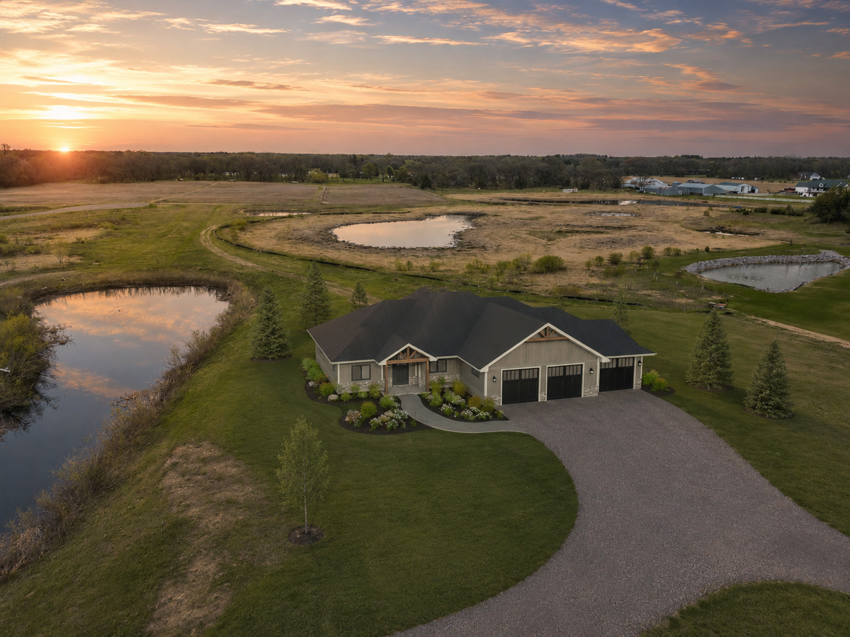 20779 Kiowa Street Nw, Oak Grove, MN 55303 - #1