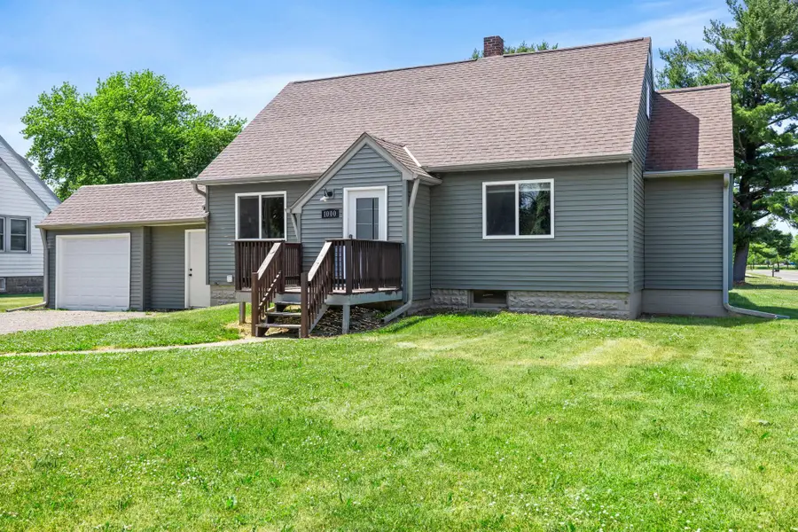 1000 W Lyon Avenue, Lake City, MN 55041 - #3