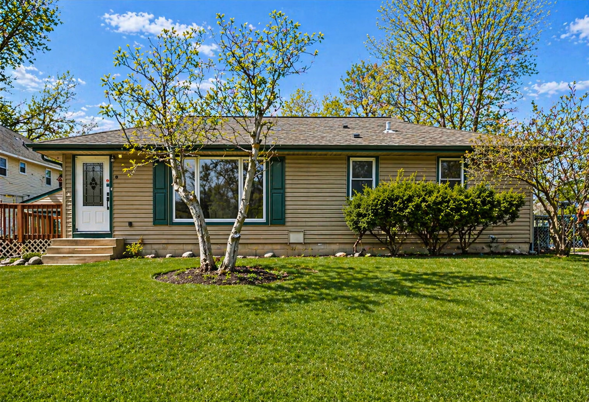 761 Bartelmy Lane N, Saint Paul, MN 55119 - #1