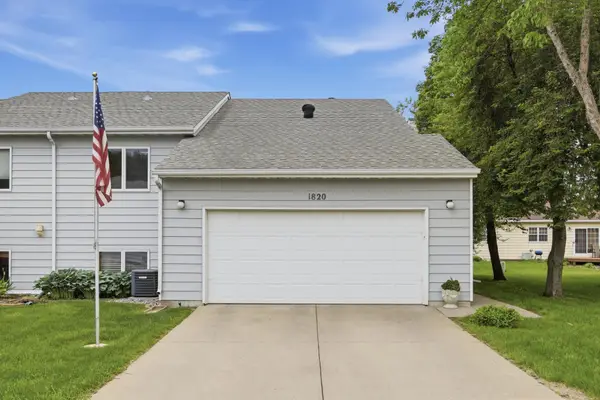 1820 34th Street S, Fargo, ND 58103