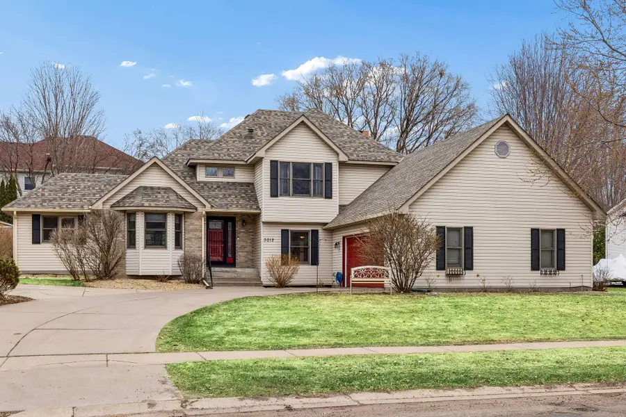 3012 Walter Street, Saint Paul, MN 55109 - #3